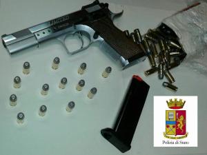 p s PISTOLA con logo 2